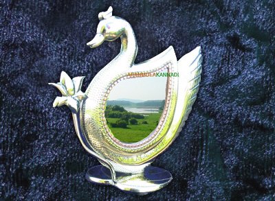 Aranmula Kannadi Metal Mirror Swan Shaped 3.5 inch Metal Mirror for Souvenir Gifting